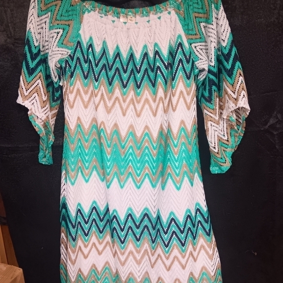 Tacera size medium dress - Picture 4 of 5